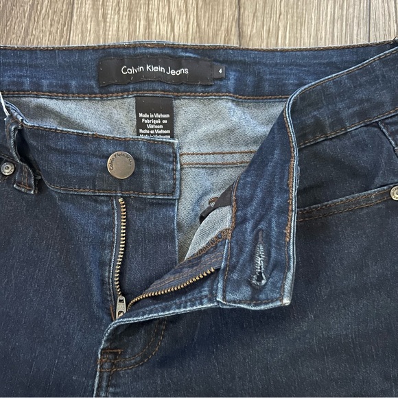 Calvin Klein straight leg jeans size 4 - Picture 2 of 8